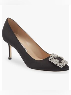 Brand New! Manolo Blahnik Hangisi Black Satin Crystal 70mm Heel smoke/pet free